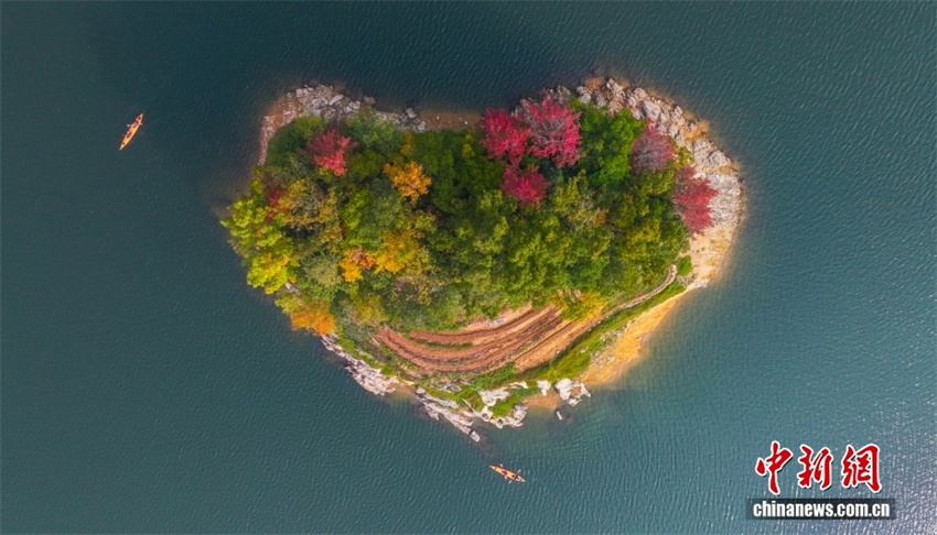 Galeria: Cores vibrantes da Ilhas do Lago das Mil Ilhas em Zhejiang, leste da China