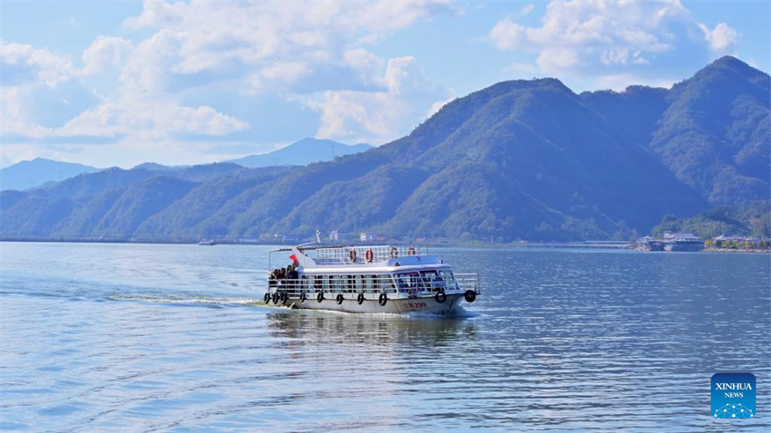 Rodovia nacional G331 da China traz vitalidade à regi?o