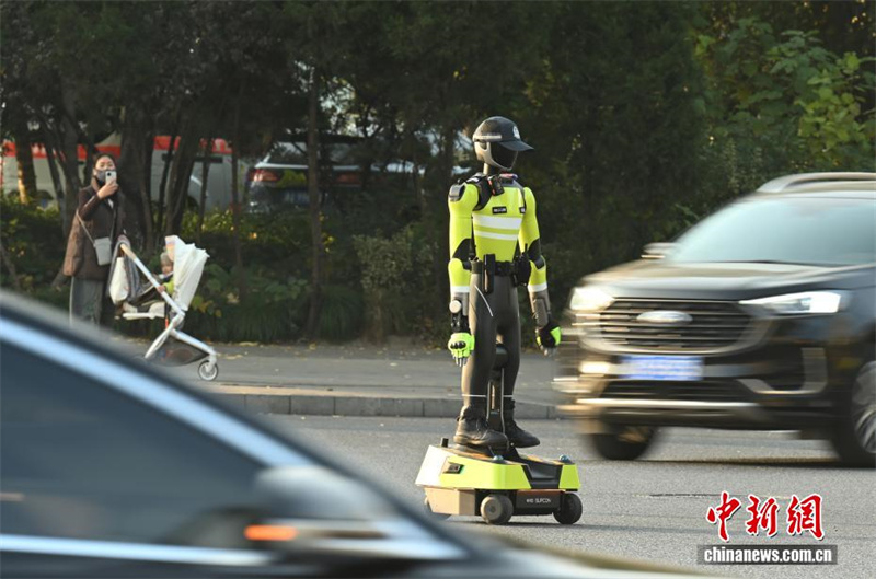 Hangzhou estreia primeiro agente de transito de IA