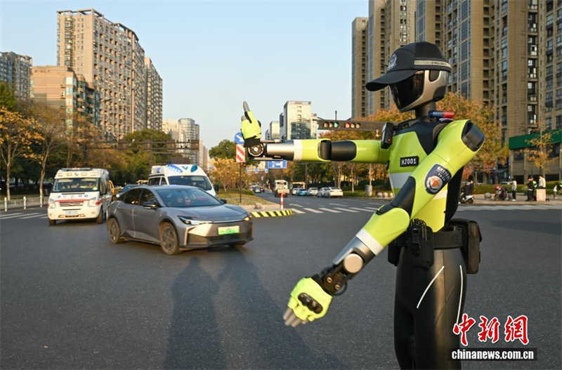Hangzhou estreia primeiro agente de transito de IA