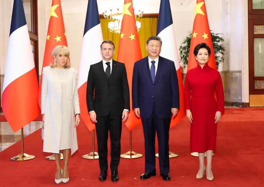 Xi Jinping mantém conversas com Macron e pede maior coopera??o em múltiplas áreas