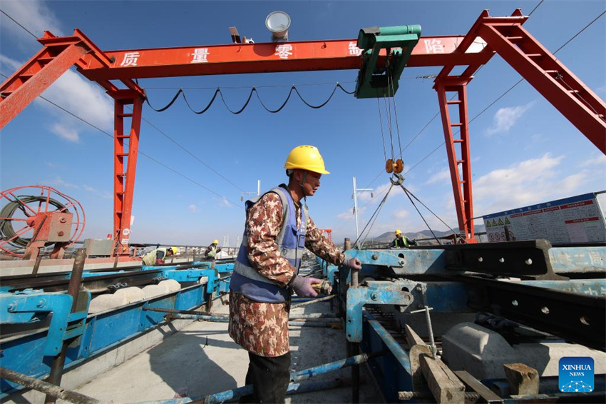 Ferrovia de alta velocidade Chongqing-Kunming está em constru??o