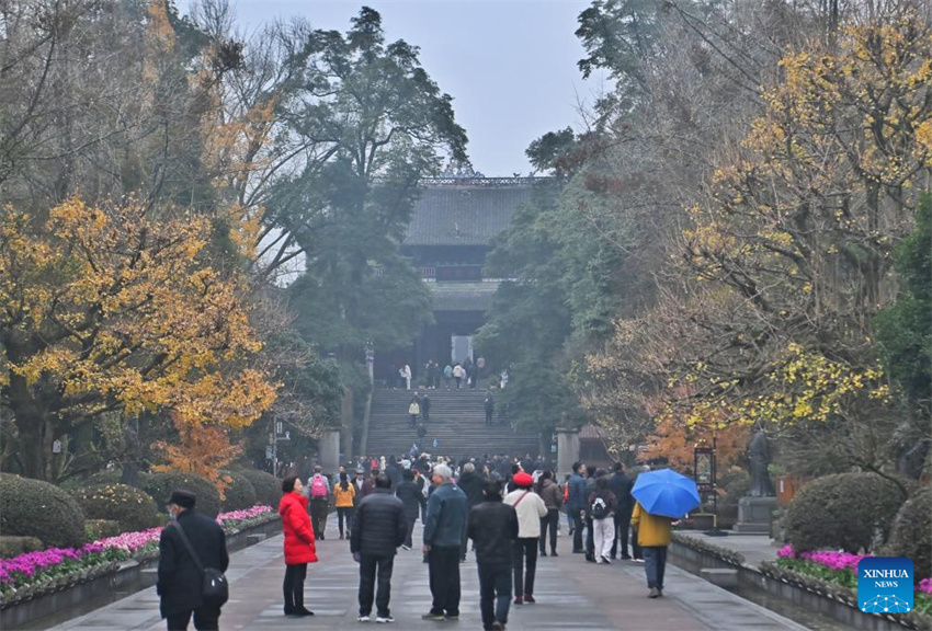Vis?o detalhada do sistema de irriga??o de Dujiangyan em Chengdu, China