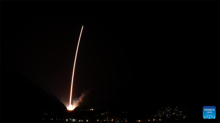 China lan?a novo satélite experimental para tecnologia de comunica??o